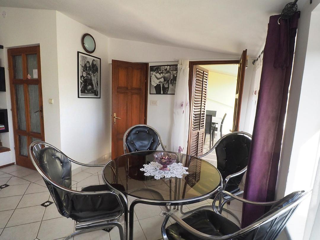 Dea Apartments Póla Szoba fotó