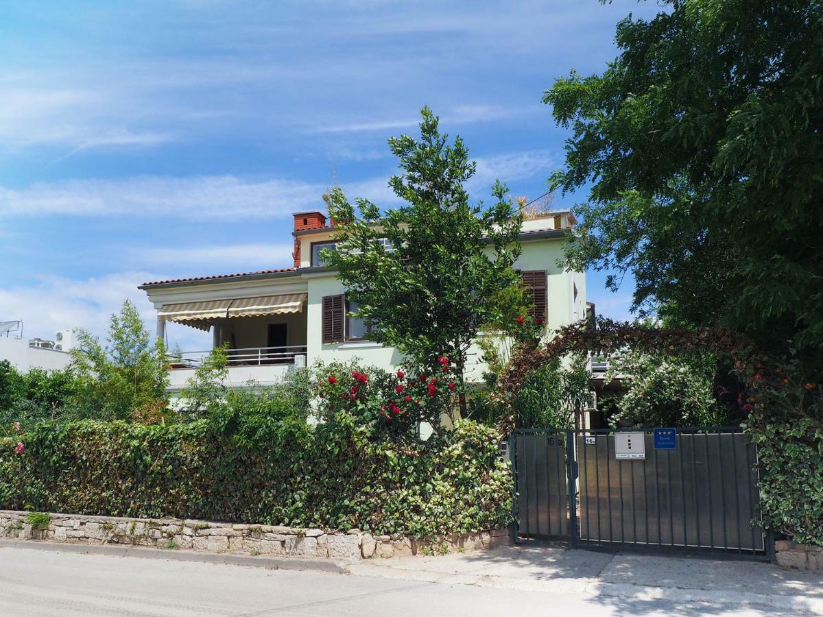 Dea Apartments Póla Kültér fotó